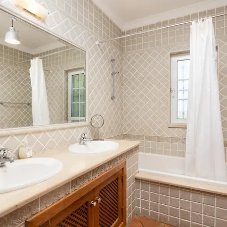 Quinta Monte Dos Avos *