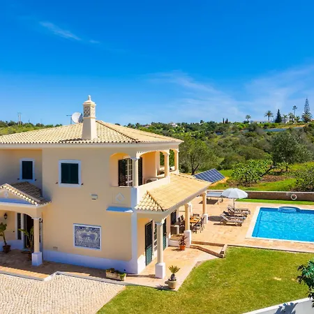 Вилла Quinta Monte Dos Avos Гия