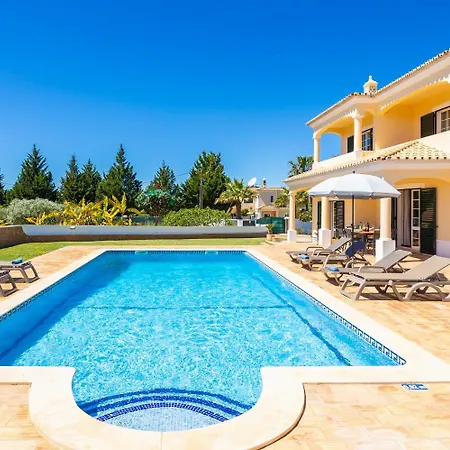 Quinta Monte Dos Avos